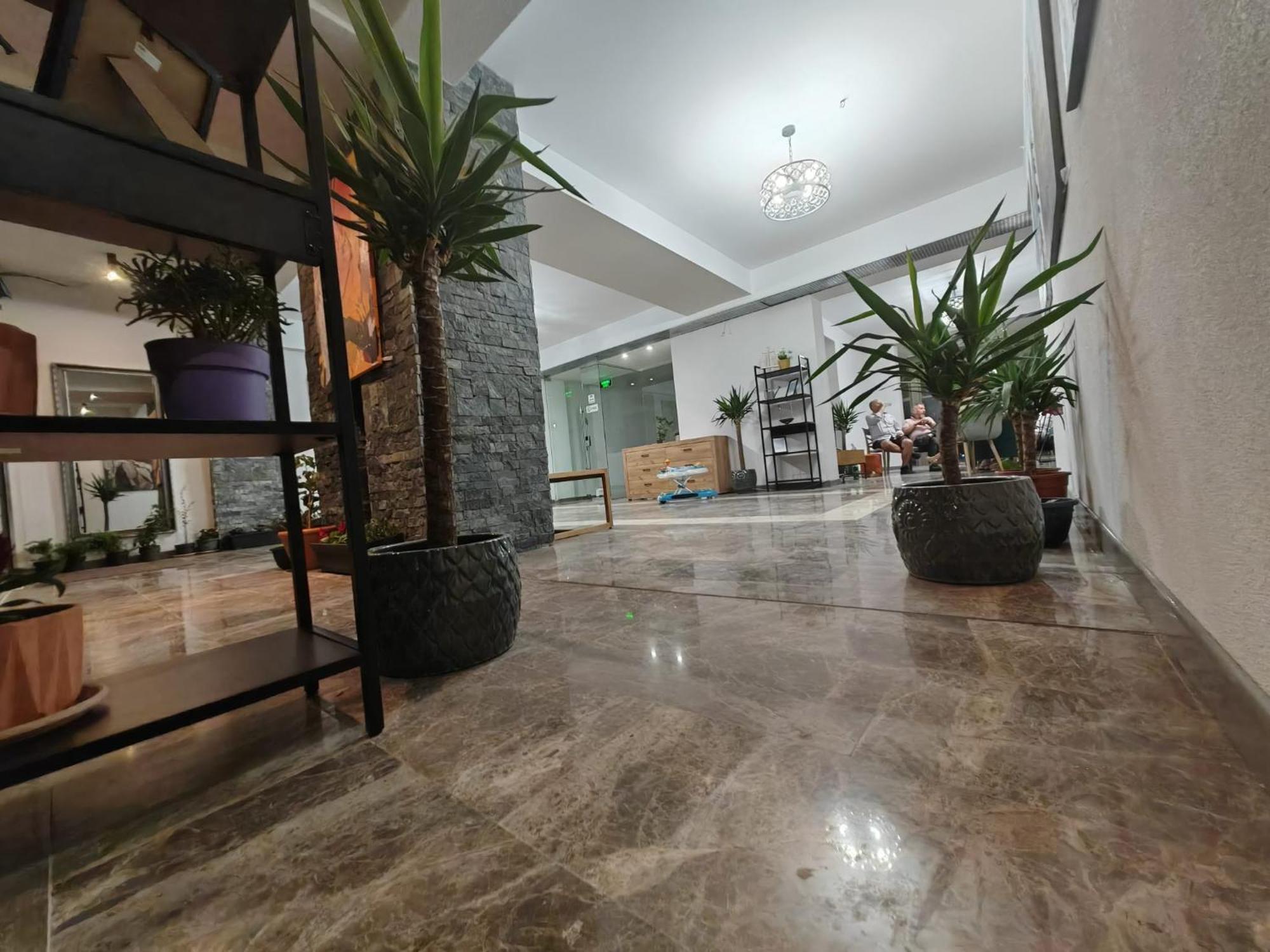 White Boutique Hotel- เอโฟริเอนอร์ด ภายนอก รูปภาพ