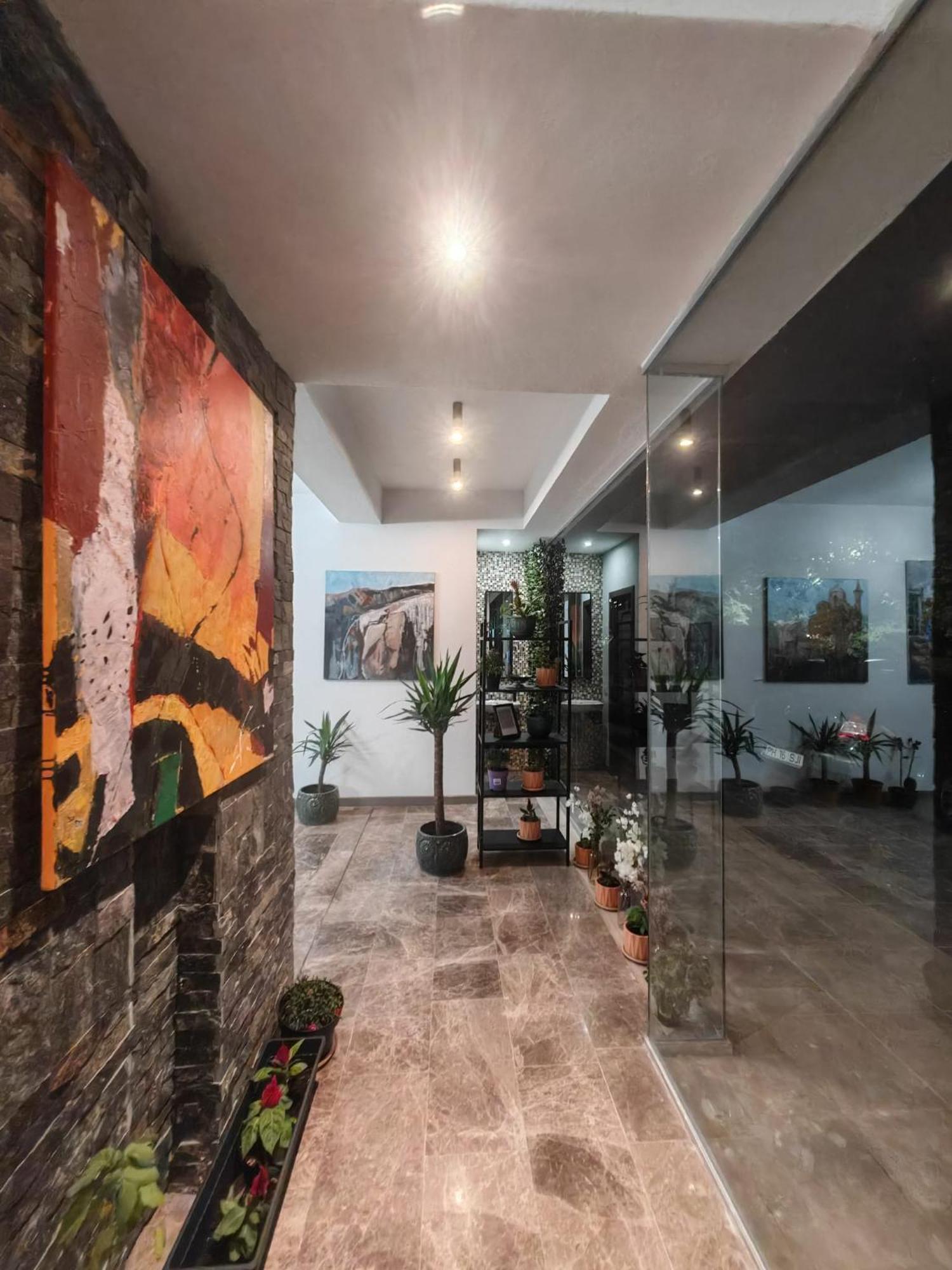 White Boutique Hotel- เอโฟริเอนอร์ด ภายนอก รูปภาพ
