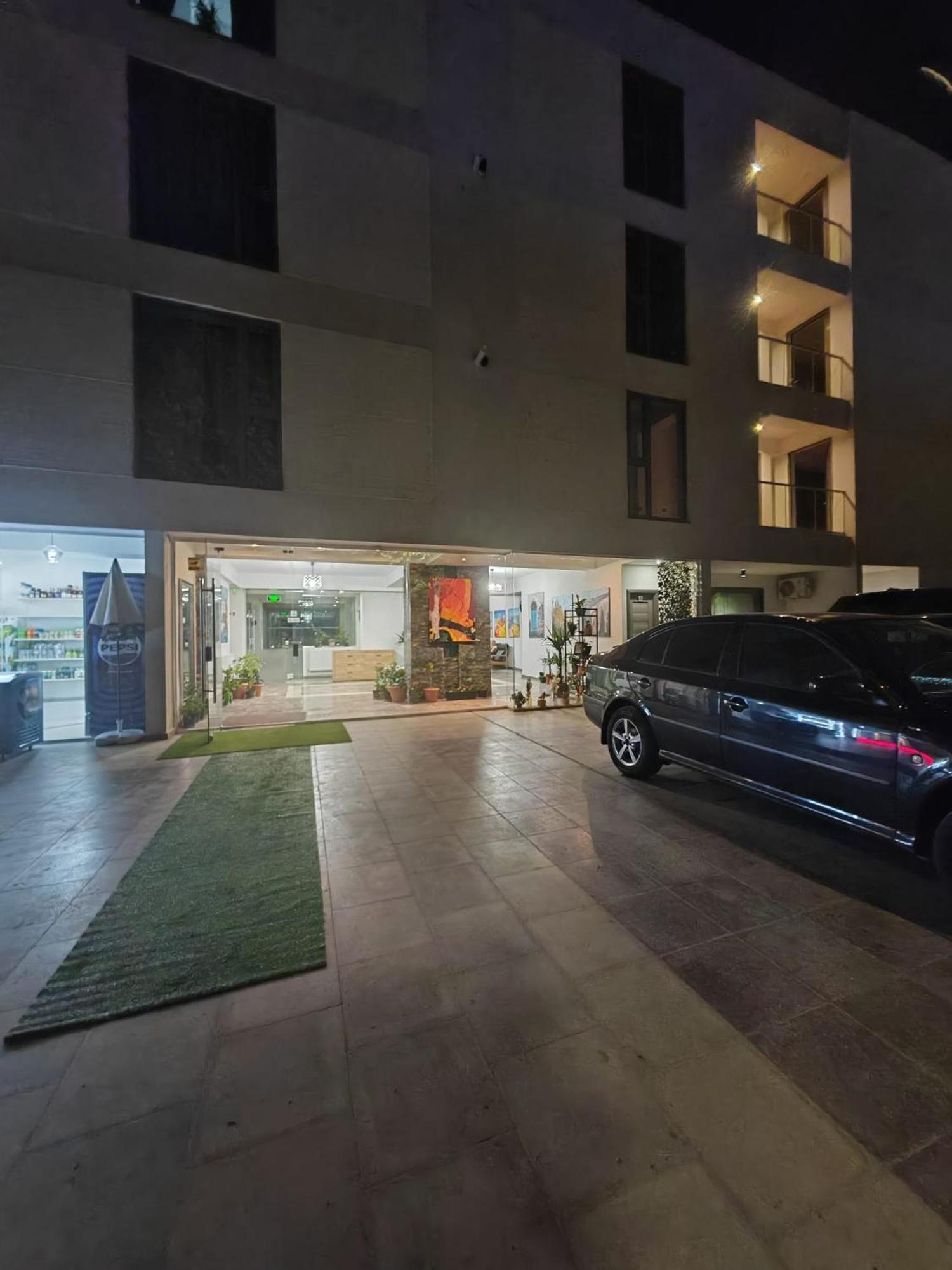 White Boutique Hotel- เอโฟริเอนอร์ด ภายนอก รูปภาพ