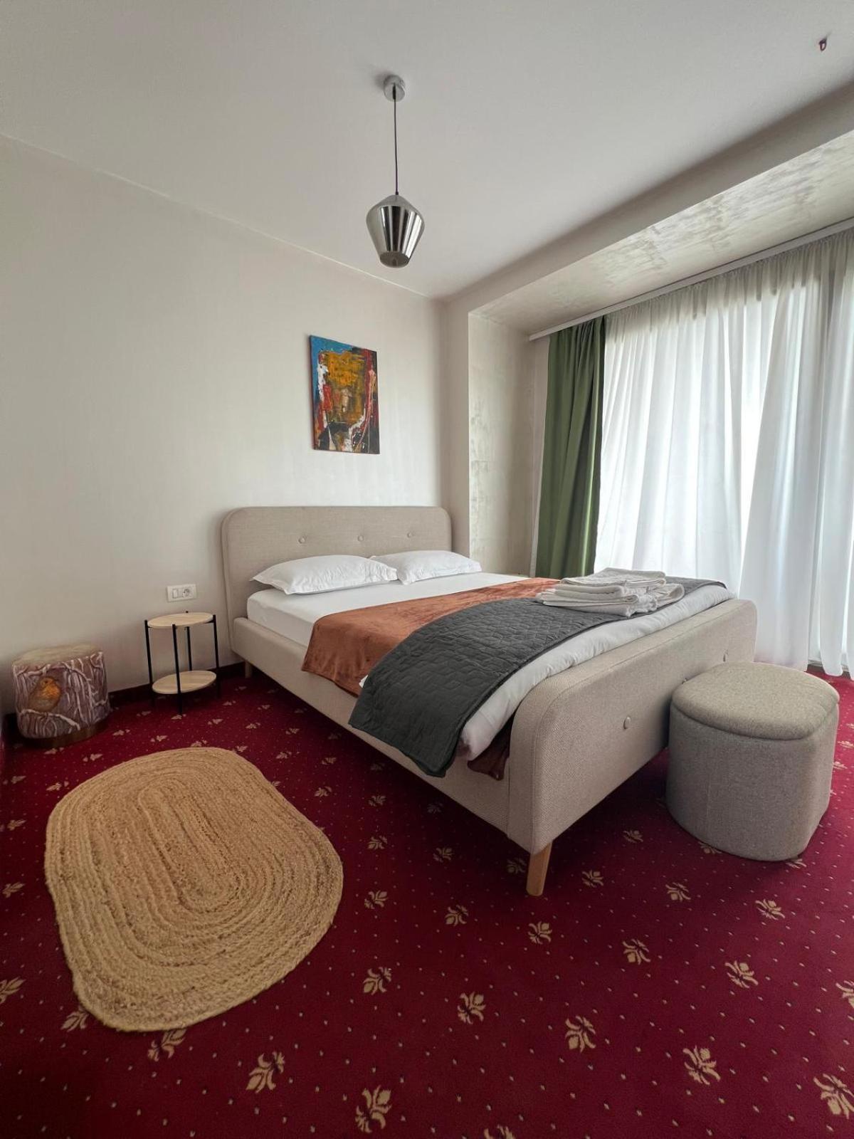 White Boutique Hotel- เอโฟริเอนอร์ด ภายนอก รูปภาพ